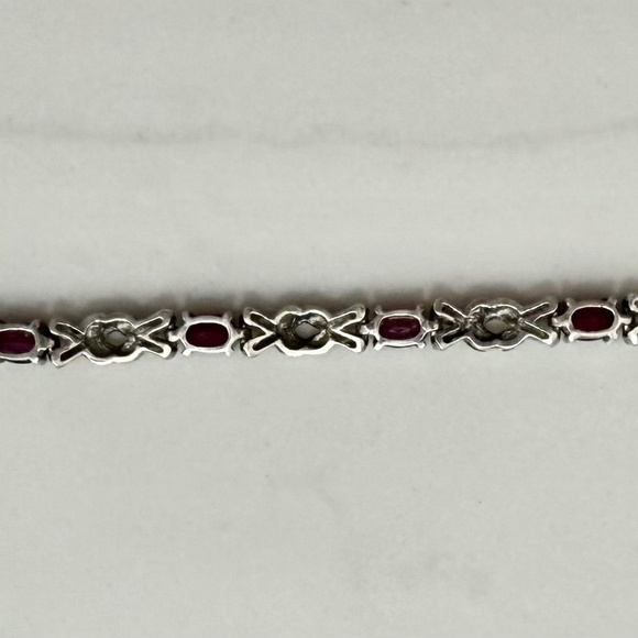 red faceted garnet sterling silver link bracelet vintage signed - Picture 8 of 10